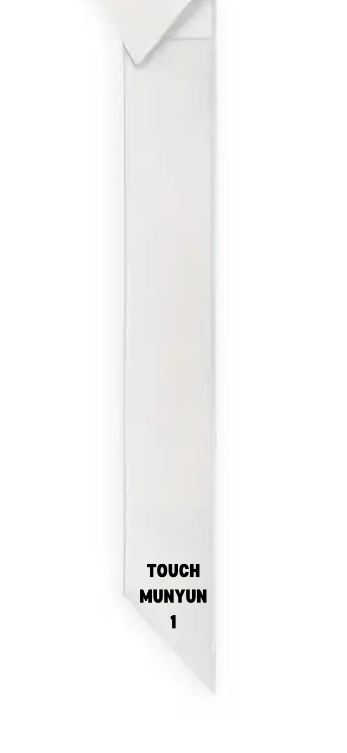 TouchMunyun White Towel